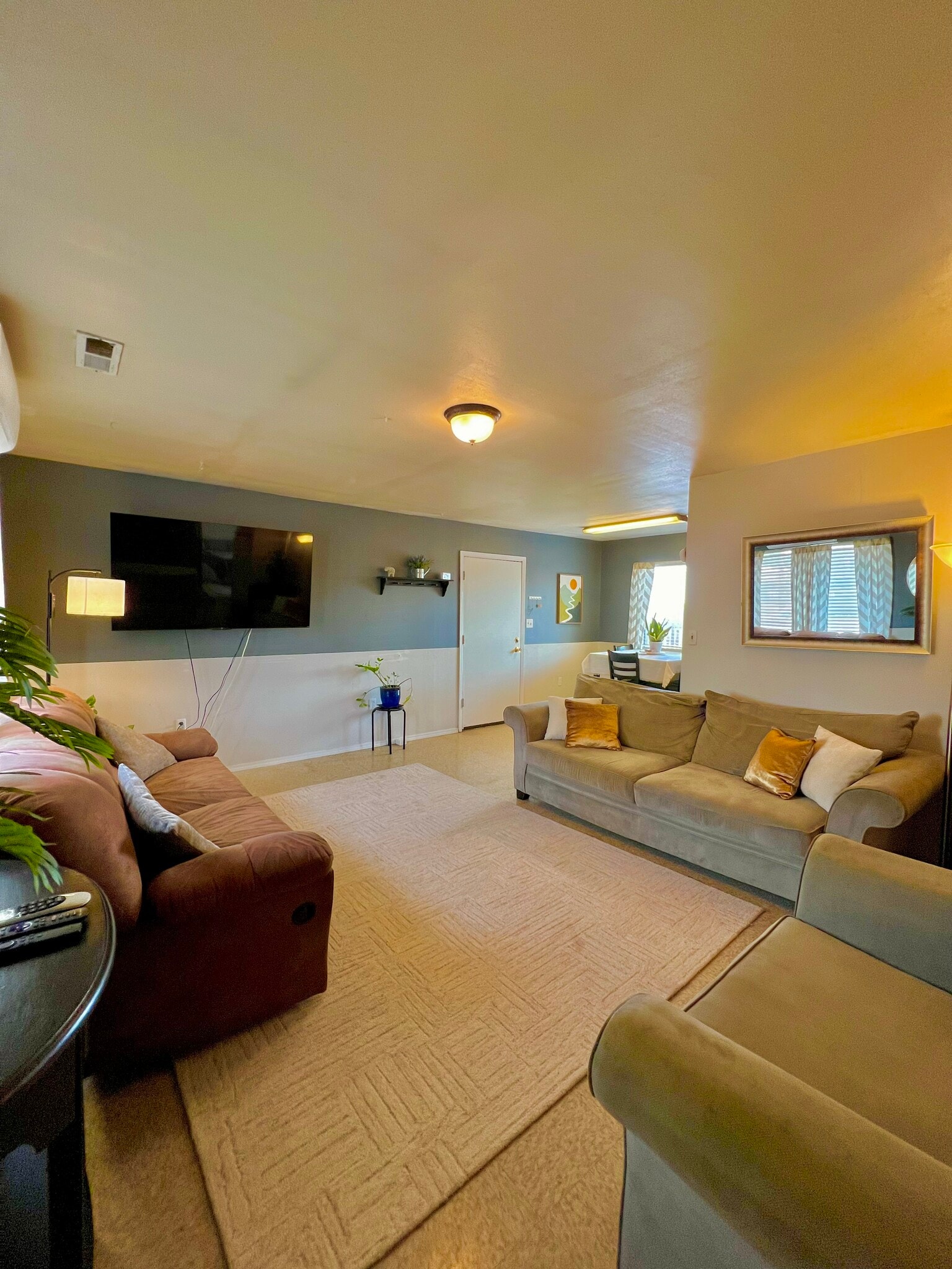 Building Photo - 3056 Tenorio Dr