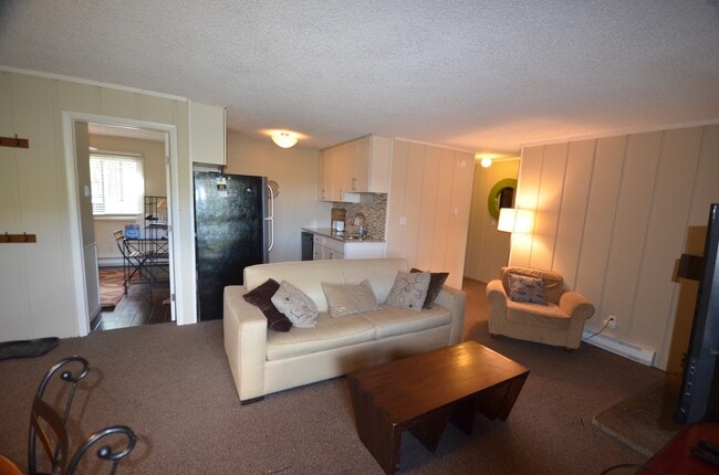 Building Photo - 3bed/2bath Condo, 10 minutes from Breck!