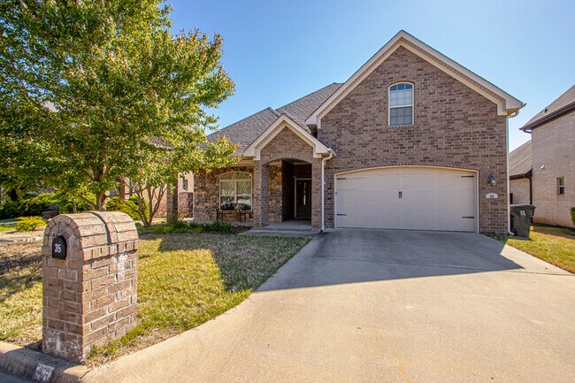 Primary Photo - 35 Forest Valley Ln
