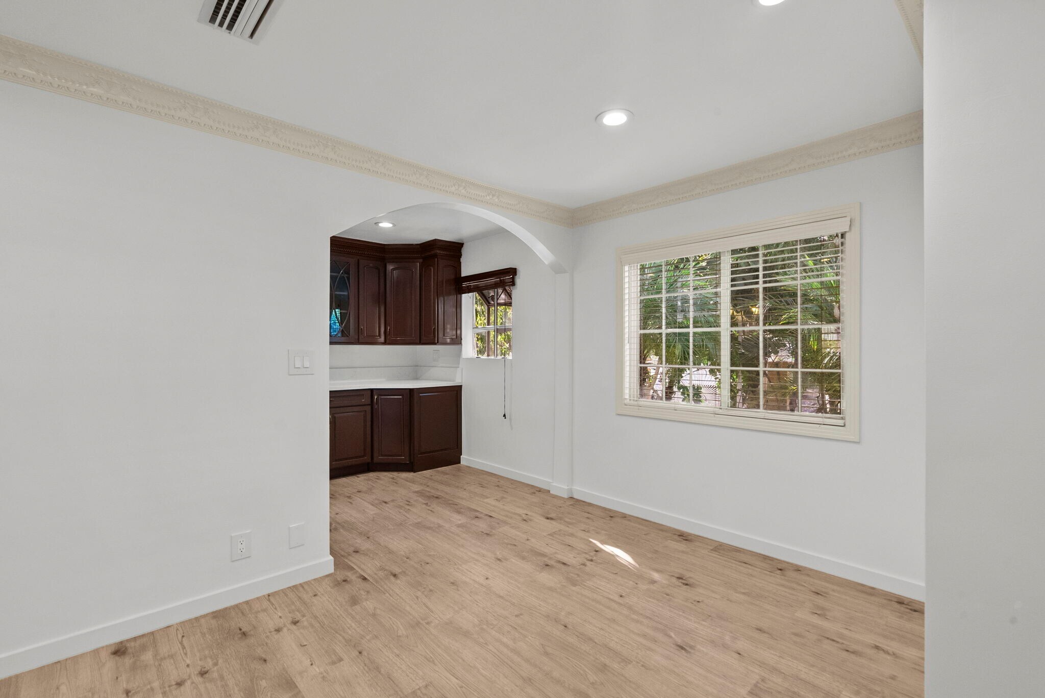 Building Photo - 18621 Bryant St