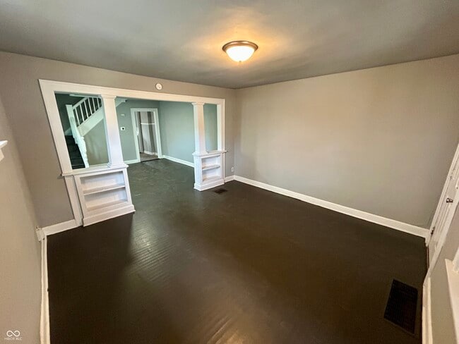 Building Photo - 431 N Oakland Ave