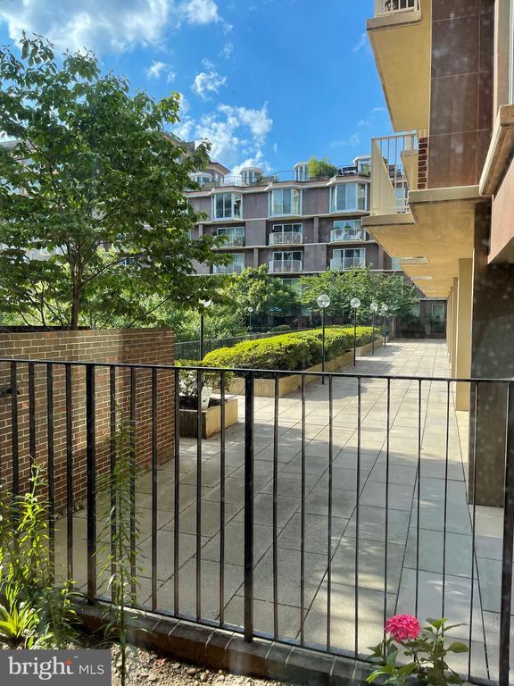 Building Photo - 520 N St SW