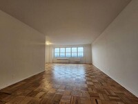 Building Photo - 1 bedroom in BRONX NY 10463