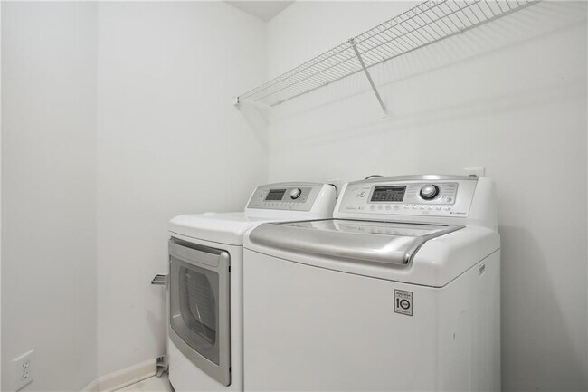 Building Photo - 12250 Broadleaf Ln
