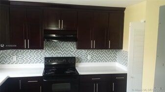 Building Photo - 13433 SW 62nd St