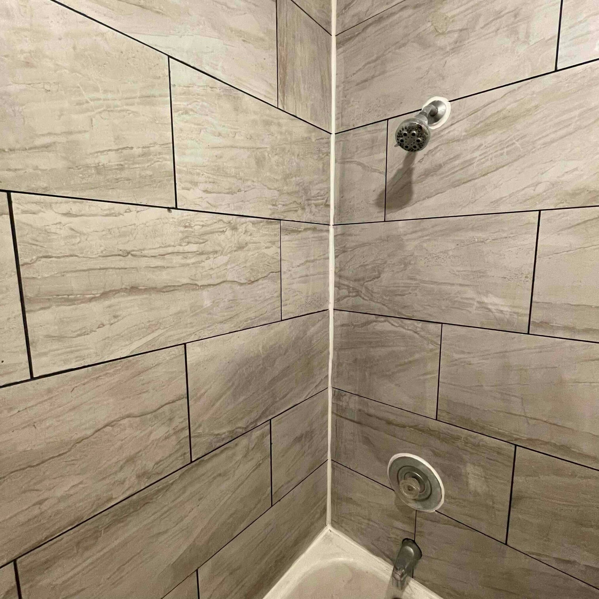 New tile in tub/shower - 2309 Split Rock Dr
