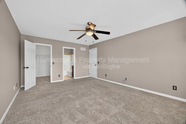 Building Photo - 820 Whisper Creek Ct