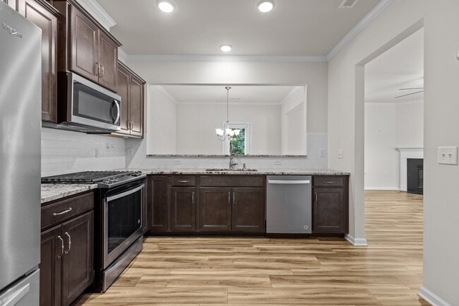 Building Photo - 1211 Nightshade Dr