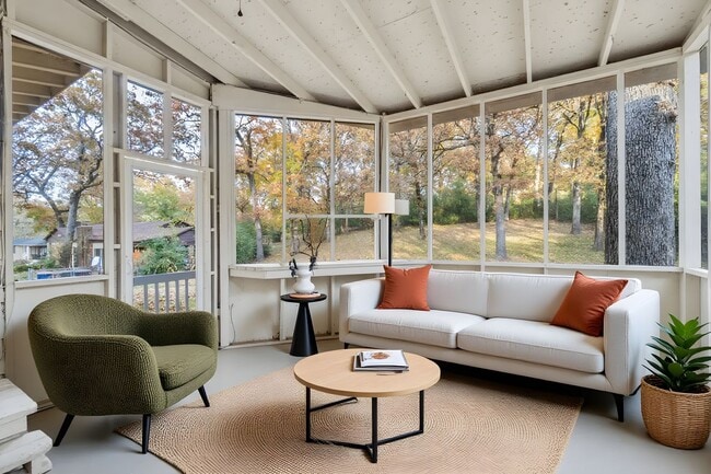 Building Photo - 1430 N 50th St