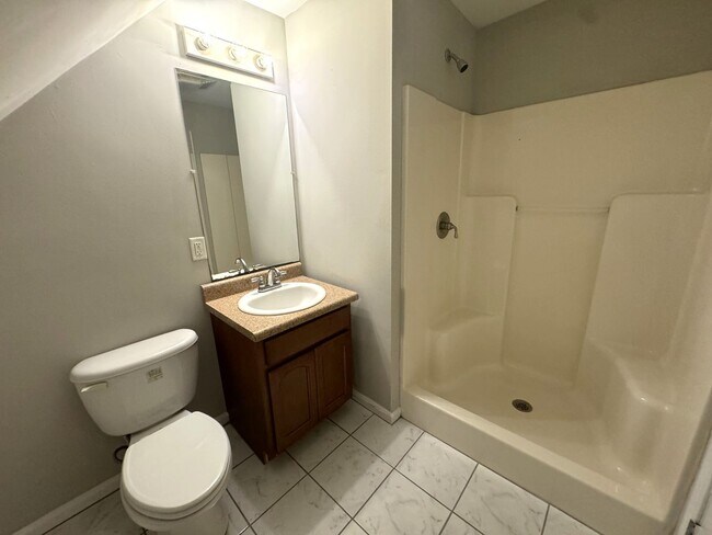 Building Photo - 4br Home near Campus/Downtown - FALL 2026 PRE-LEASE