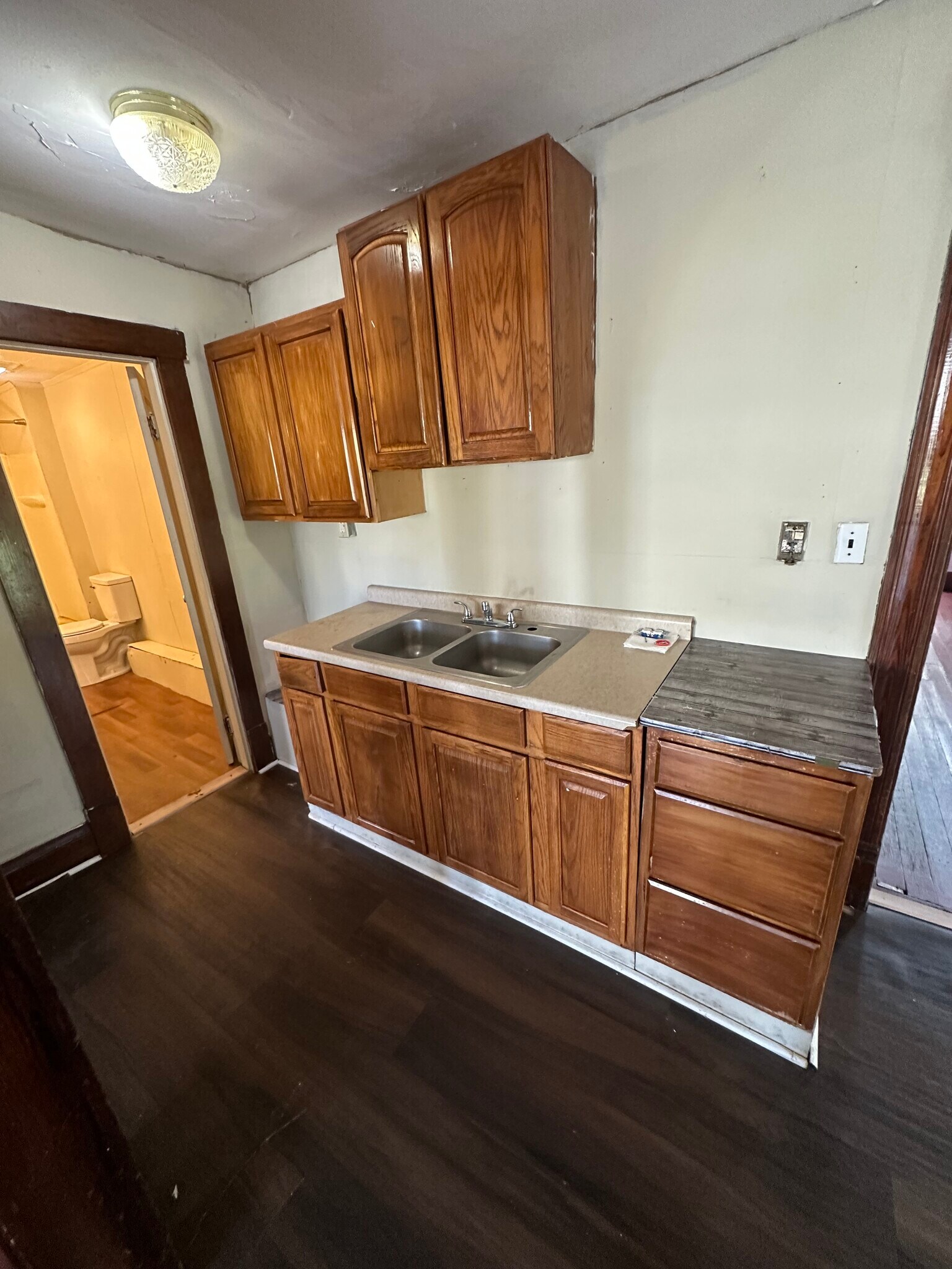 Building Photo - 10963 Dixie Hwy