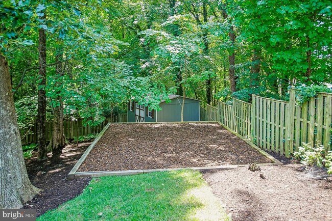 Building Photo - 1710 Chesterford Way