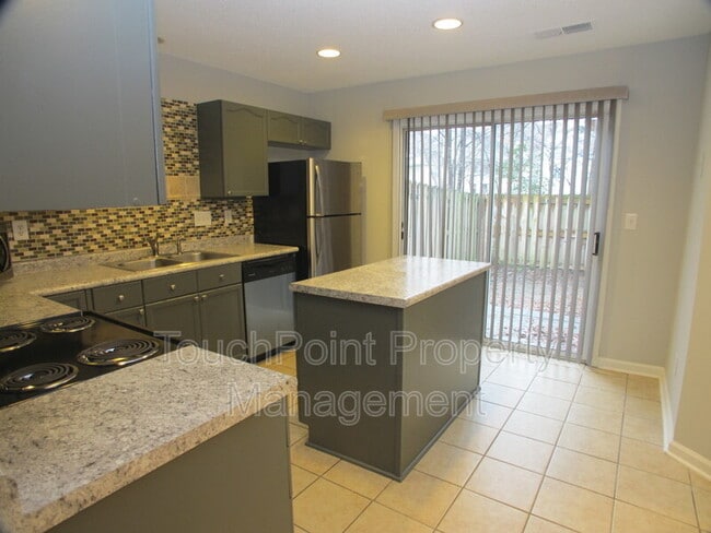 Building Photo - 2235 Cigar Ct