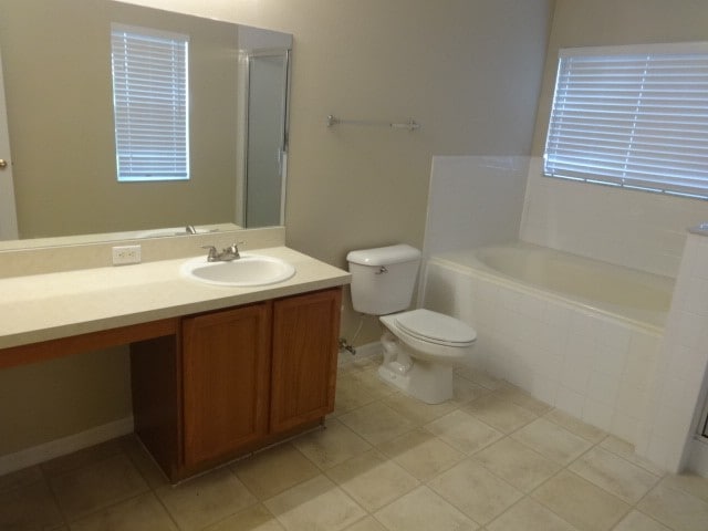 Building Photo - 10434 Boyette Creek Blvd