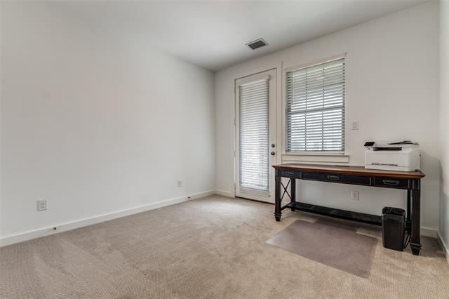 Building Photo - 7245 Sprangletop St