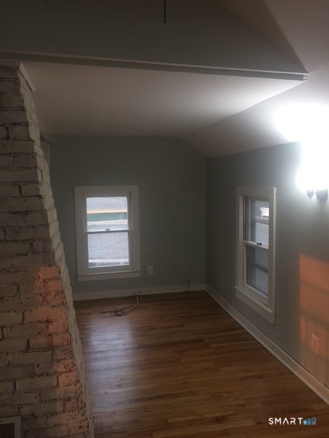 Building Photo - 152 Lenox St