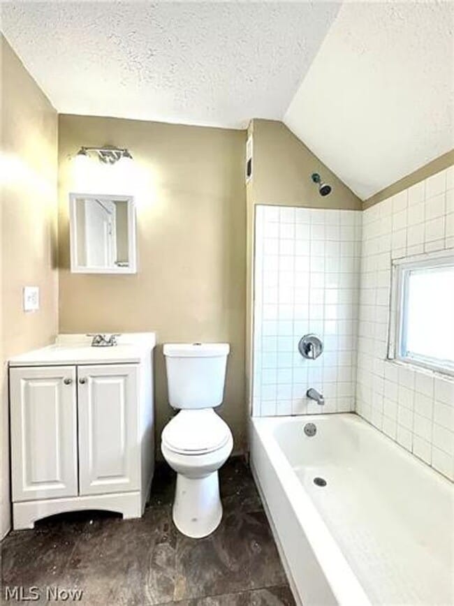 Building Photo - 3 BD/ 2 BA House for Rent in Cleveland