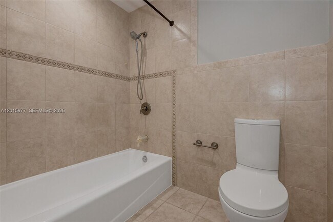 Building Photo - 12725 SW 80th Ave