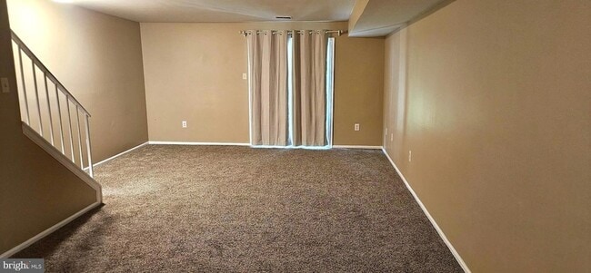 Building Photo - 6870 Ducketts Ln