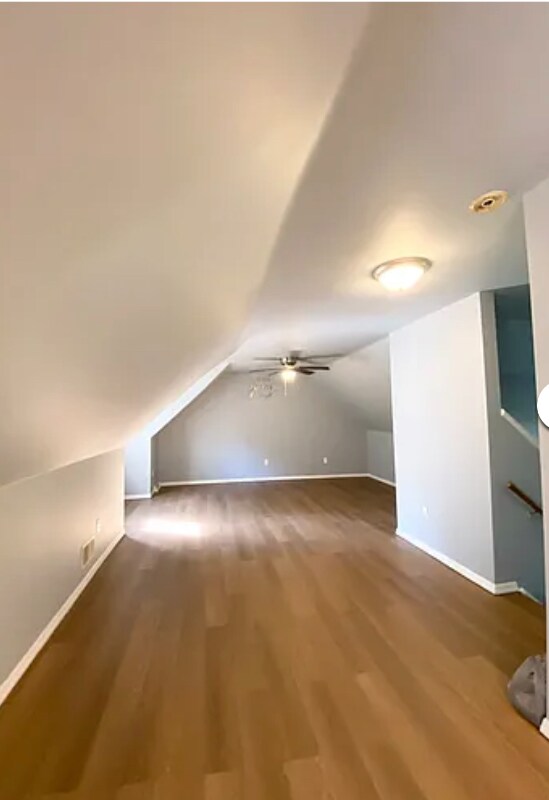 Building Photo - 402 Meadow Ave