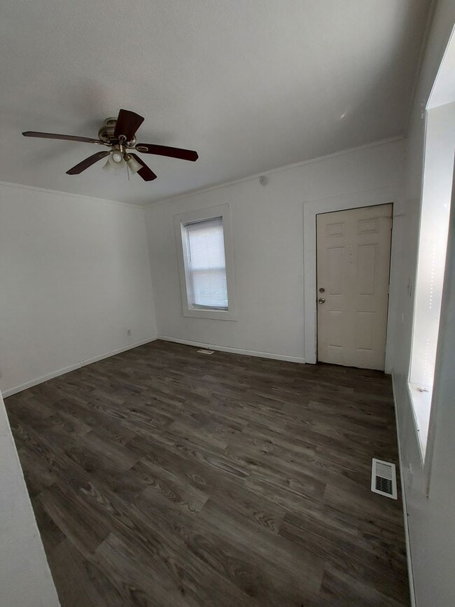 Building Photo - 1 BD/1BA