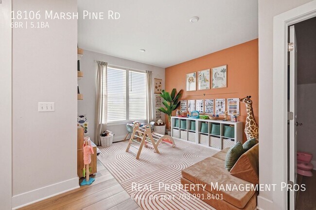 Building Photo - 18106 Marsh Pne Rd