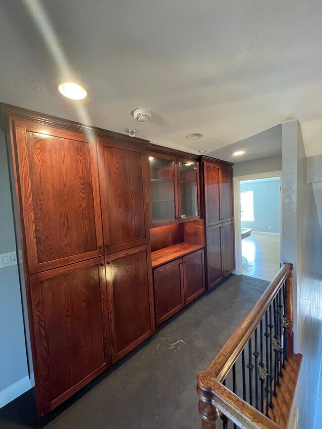 Building Photo - 3217 Veracruz Dr