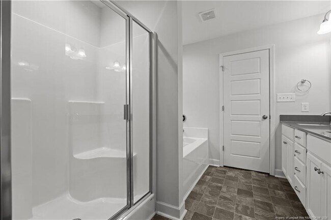 Building Photo - 4616 Scenic Pines Dr