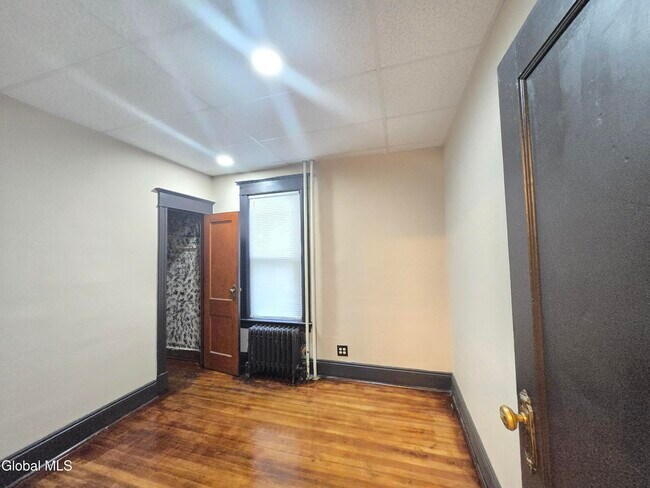 Building Photo - 355 Myrtle Ave