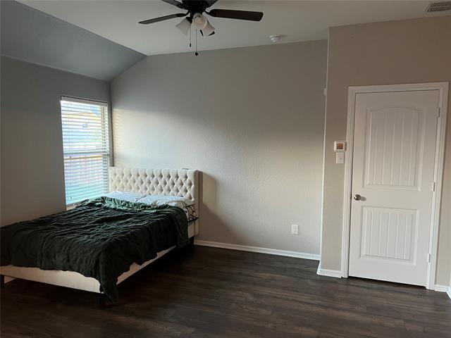 Building Photo - 749 Walls Blvd