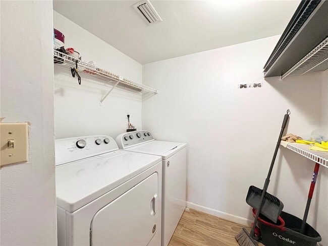 Building Photo - 8213 Sun Spring Cir