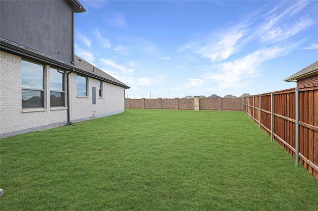 Building Photo - 890 Stanley St