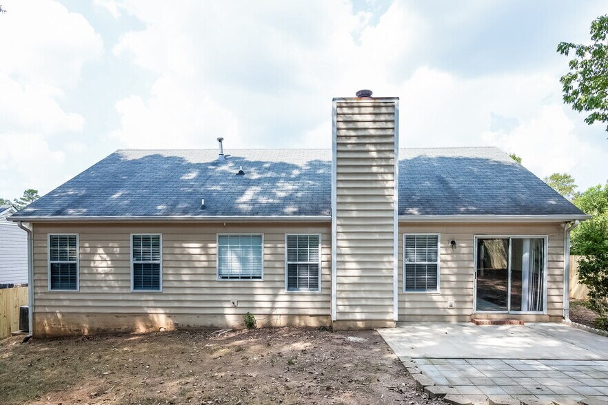 Building Photo - 5136 Haybridge Rd