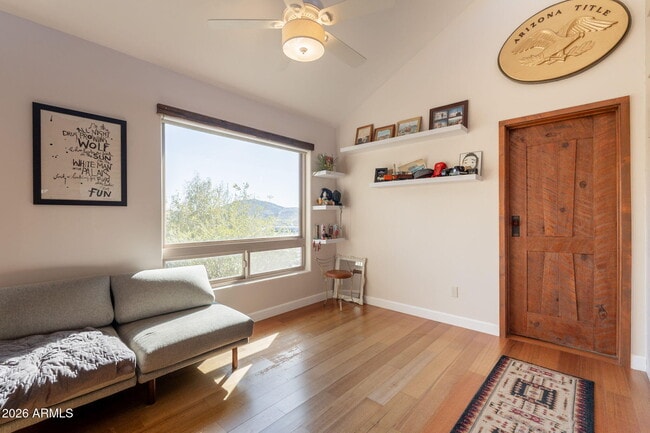 Building Photo - 1902 E Cortez St