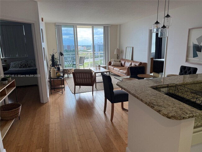 Building Photo - 19501 W Country Club Dr