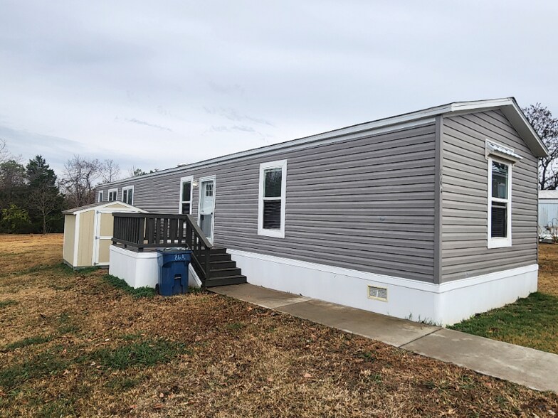 Building Photo - 1269 N Adkins Hill Rd