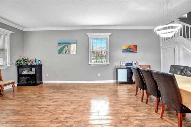 Building Photo - 501 SW 146th Terrace