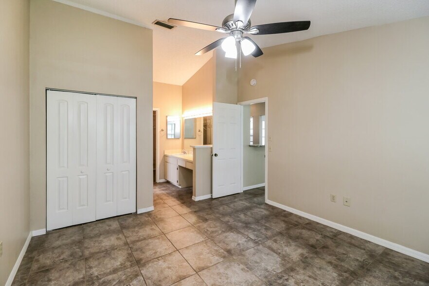 Building Photo - 8537 Berkley Dr
