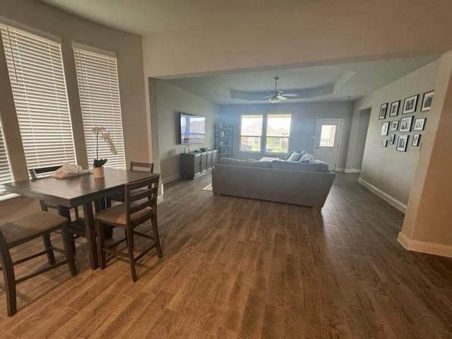 Building Photo - 2025 St Andrew's Wy