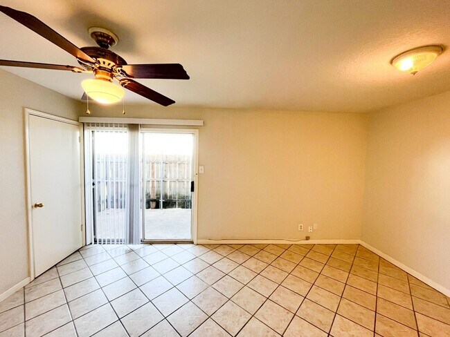 Building Photo - 2302 Wales Cir