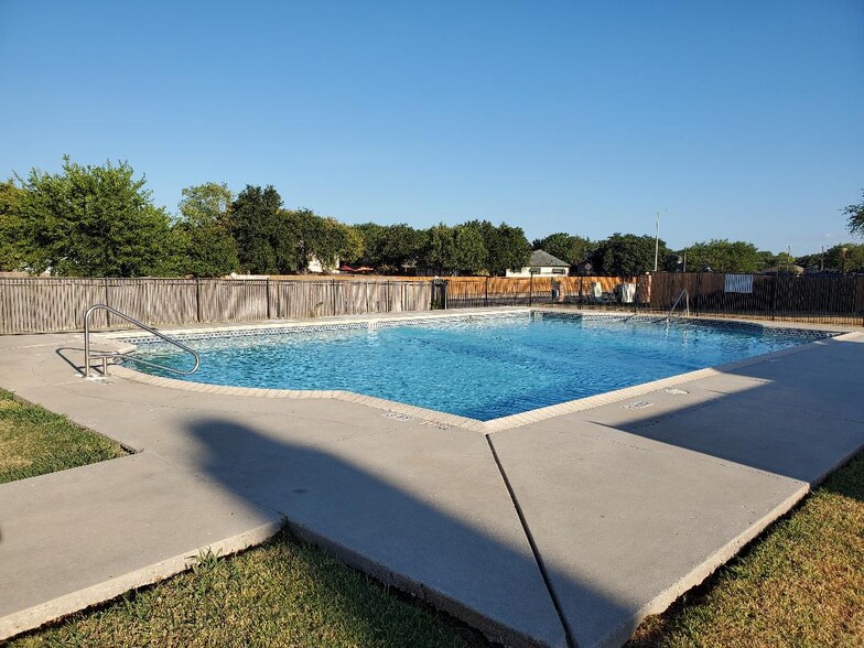 community pool - 7880 Micron Dr