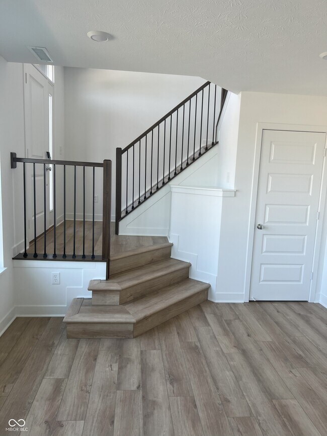 Building Photo - 13341 Minden Dr