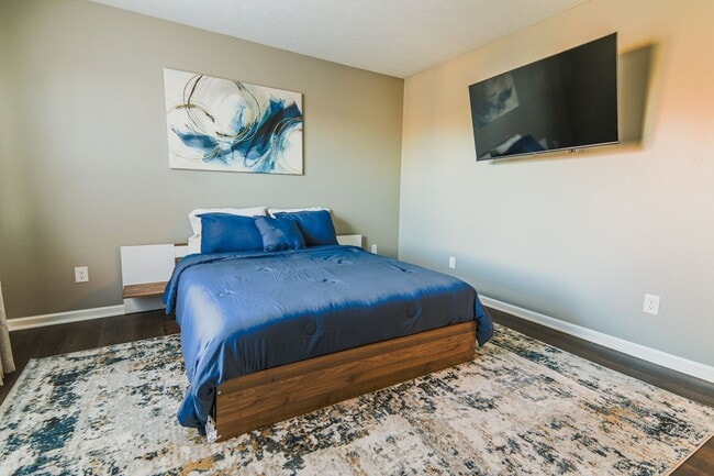 Building Photo - Fort Harrison State Park 4Bed Spacious Retreat