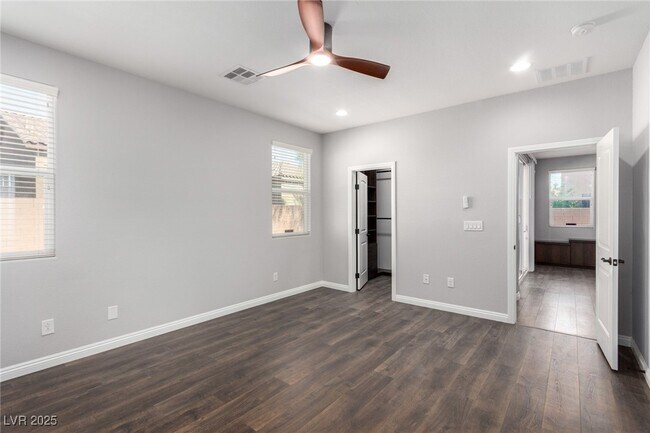 Building Photo - 5344 Bocopa St