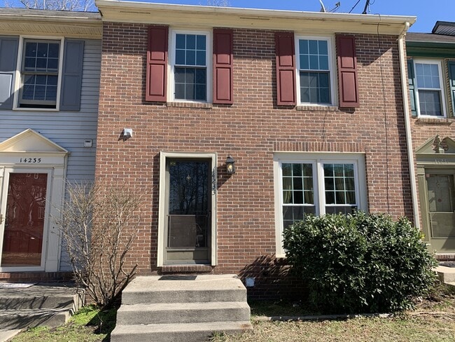 Building Photo - 14233 Oakpointe Dr