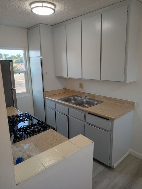 Building Photo - 7732 Chapman Ave