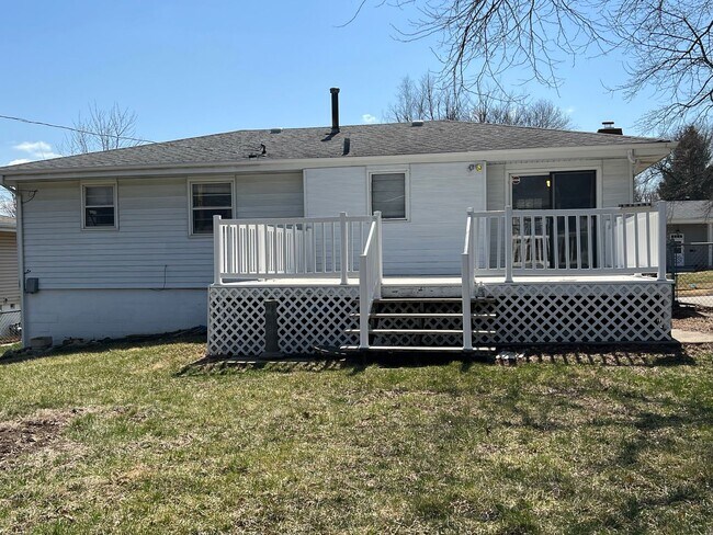 Building Photo - Great 3 Bedroom!!