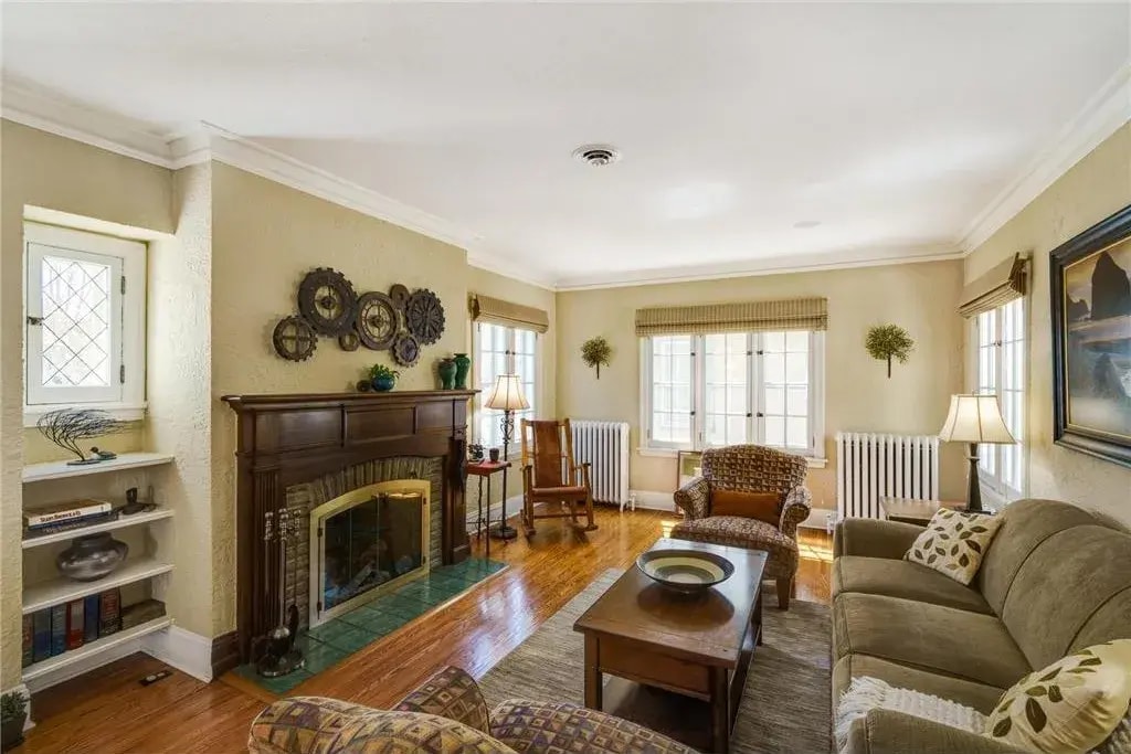 Building Photo - 5128 Sheridan Ave S