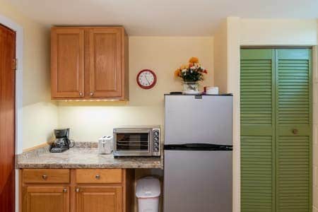 Refrigerator, Etc. - 47-337 Mahakea Rd