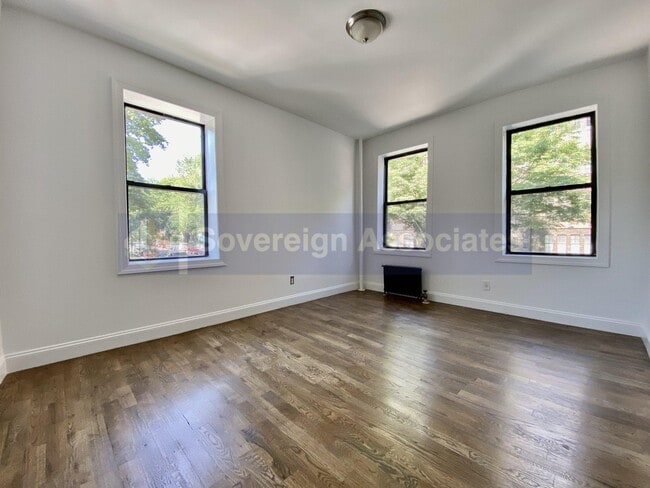 Floorplan - 165 Pinehurst Avenue